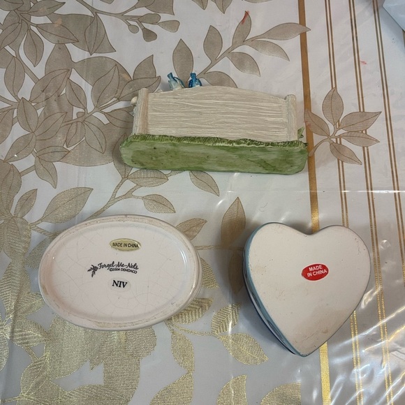 World's Best Mom ceramic Decorative Set of 3 for mothers day - Picture 3 of 7